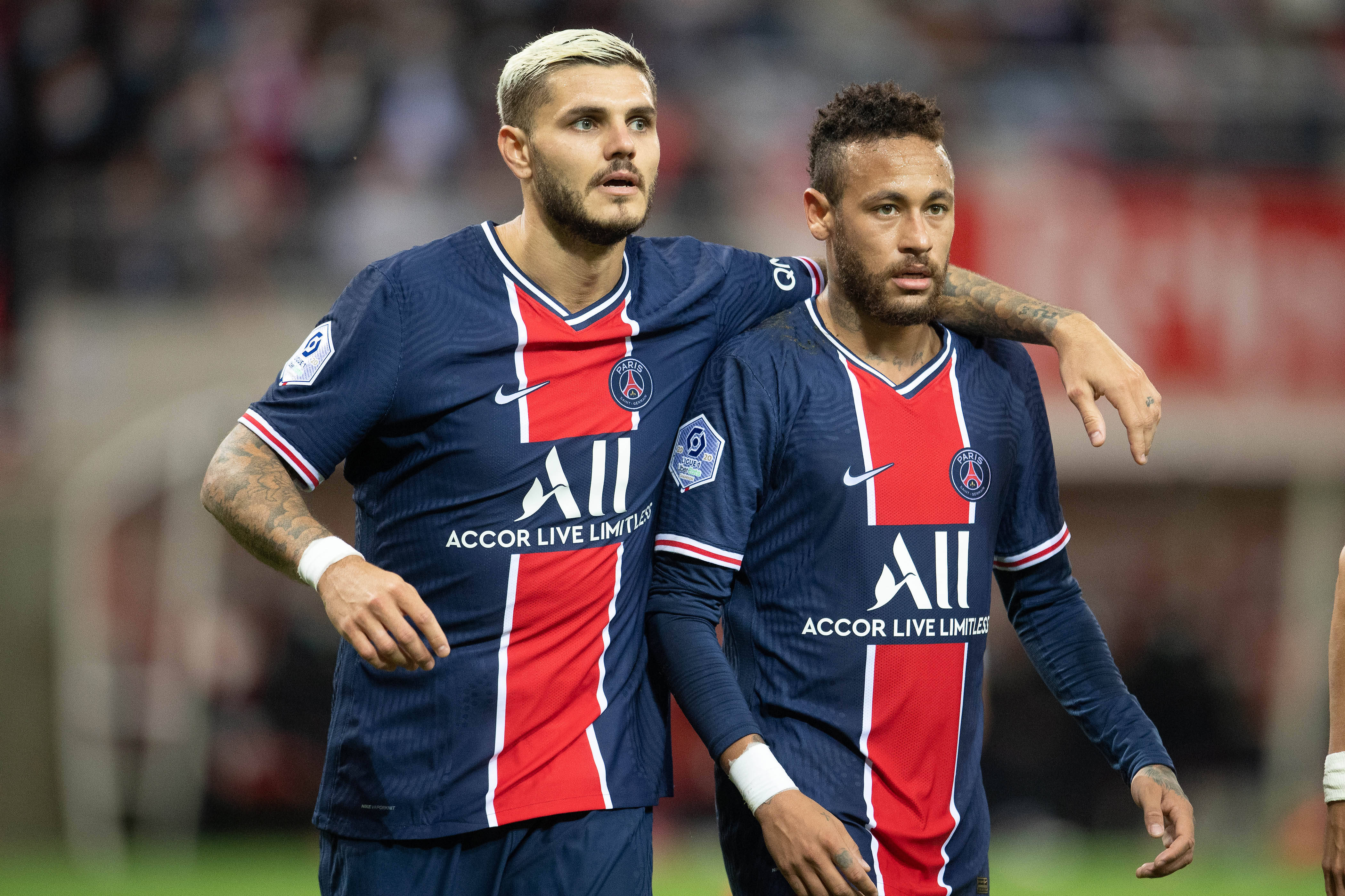 首部春节贺岁片热播，除夕超8000万日活的《和平精英》为何六年长青