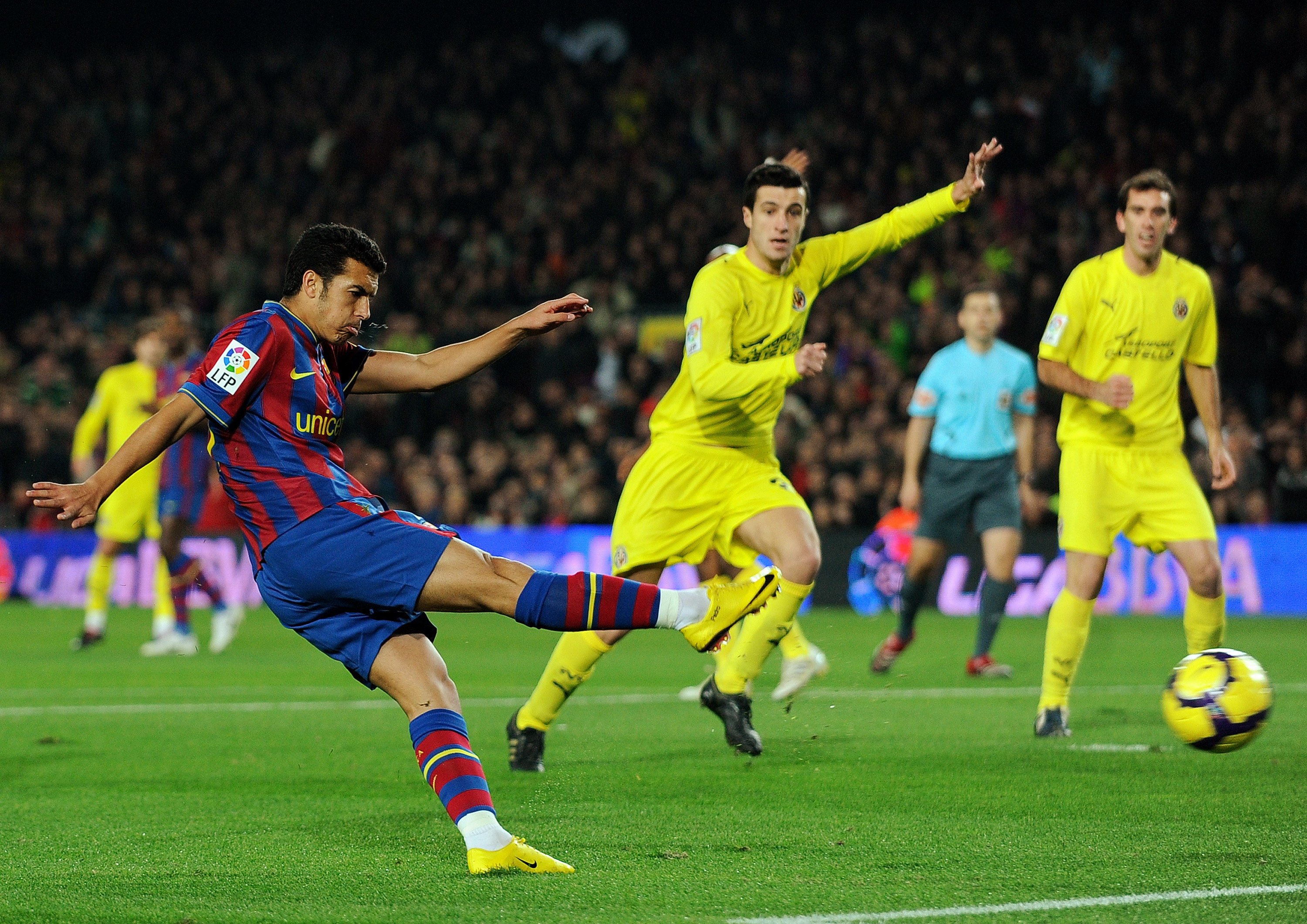 澄迈电竞企业赛巅峰对决，16强战队争夺八强荣耀!