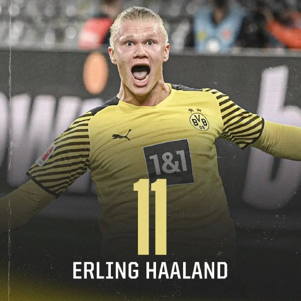 国足新年首次公开训练 邵佳一笑逐颜开