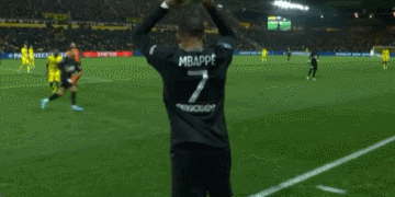 [德甲]第31轮：拜仁慕尼黑3-0美因茨 集锦